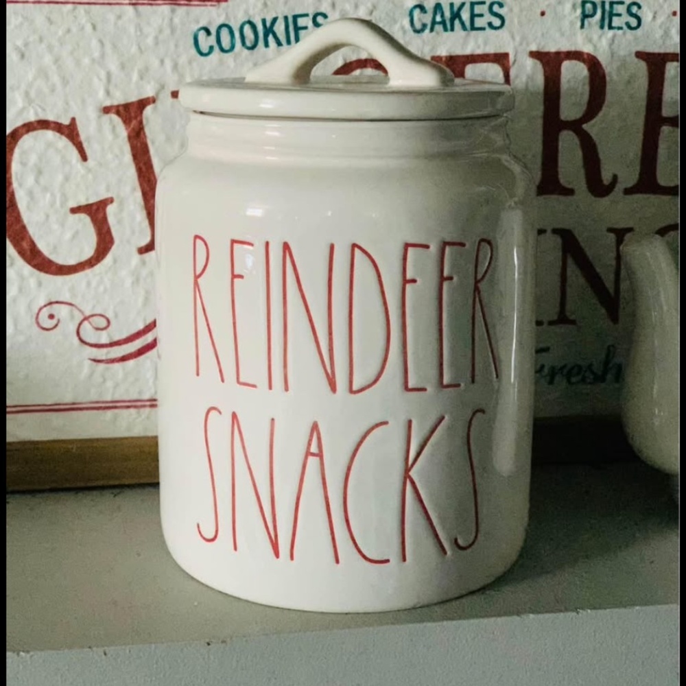 Rae Dunn Reindeer Snacks